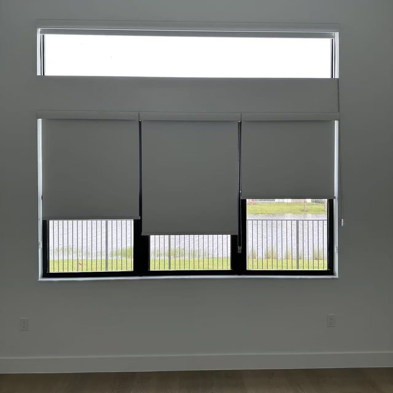 Roller Shades project photo 4 in Boca Raton