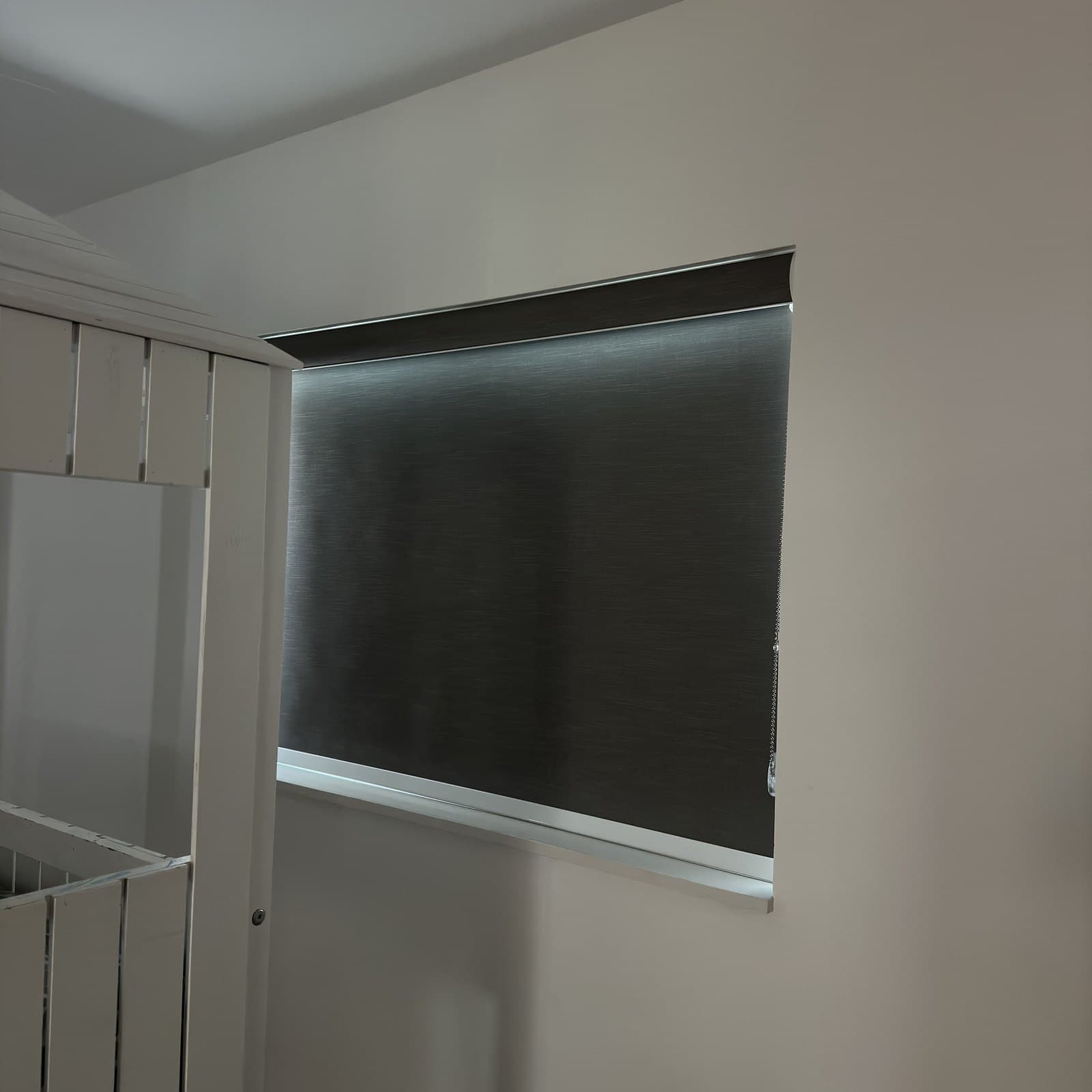 Roller Shades installation in Hollywood