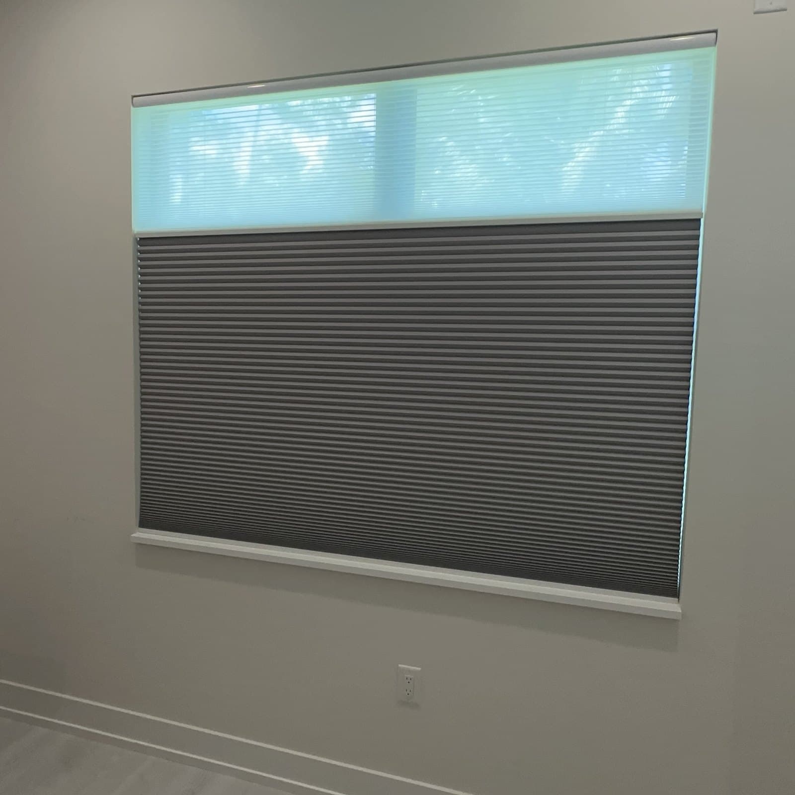 Cellular Shades installation in Naples