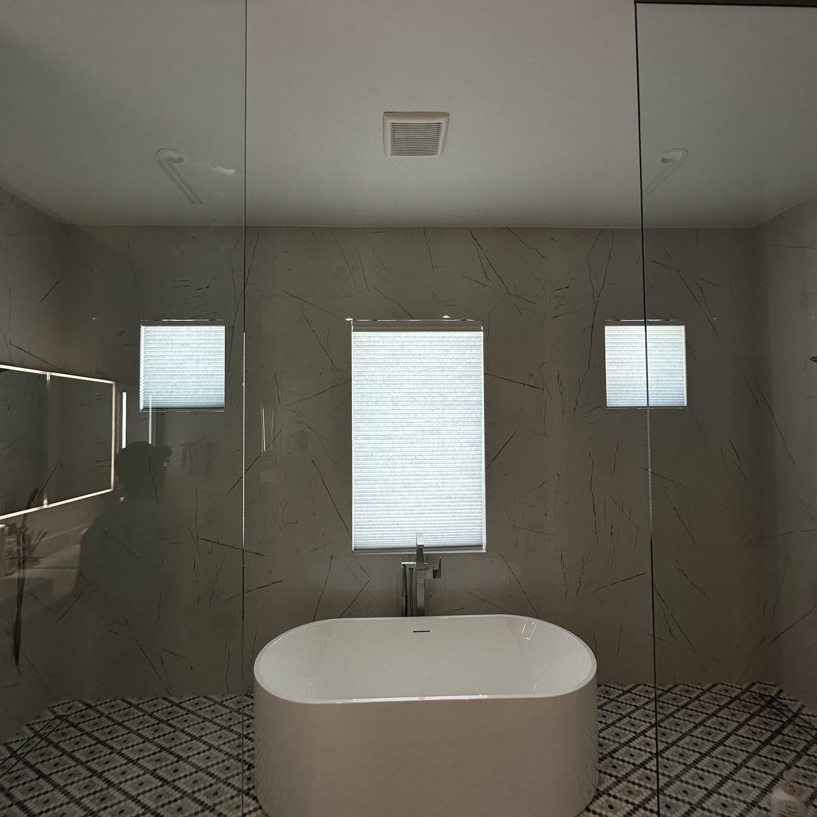 Cellular Shades installation in Naples