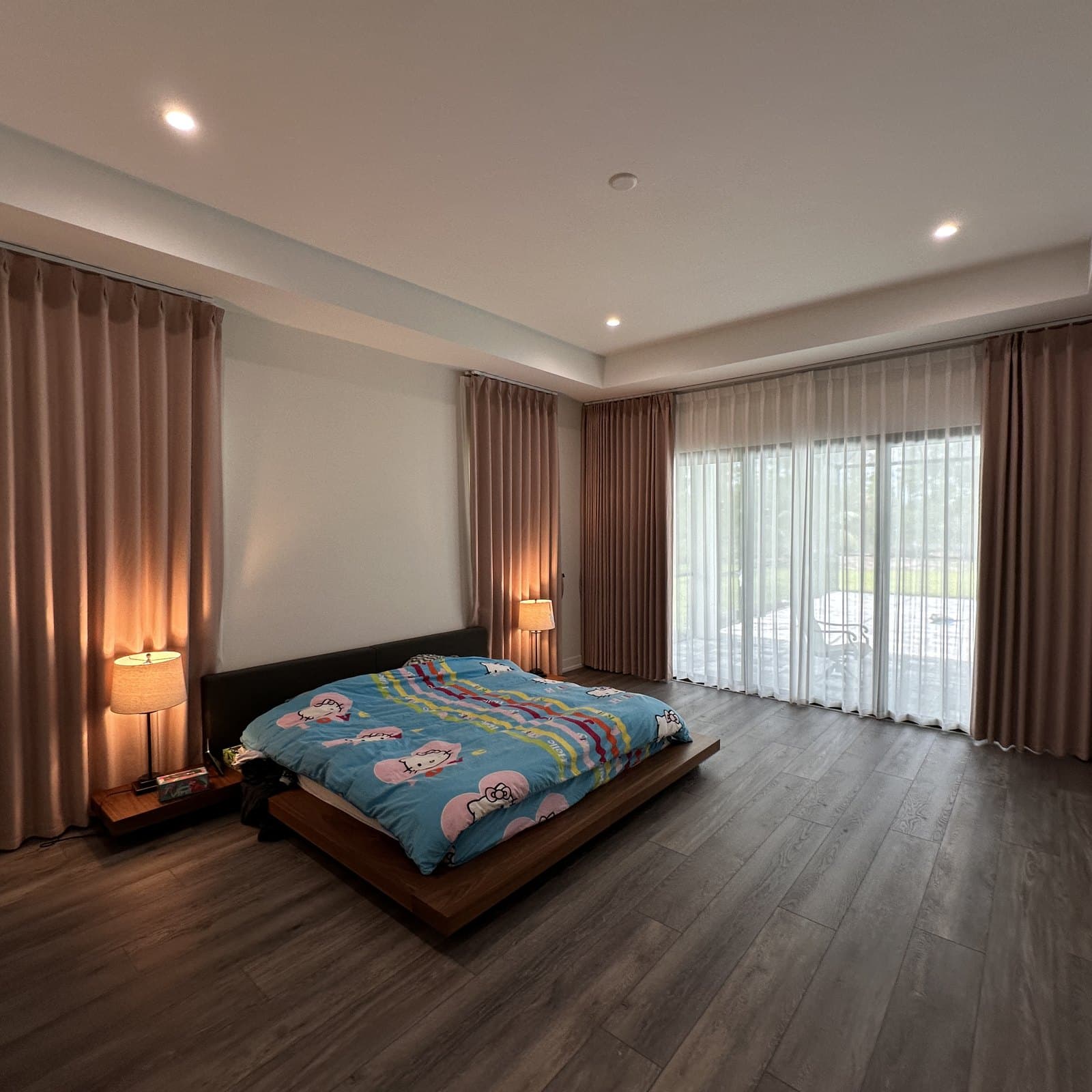 Drapery installation in Naples