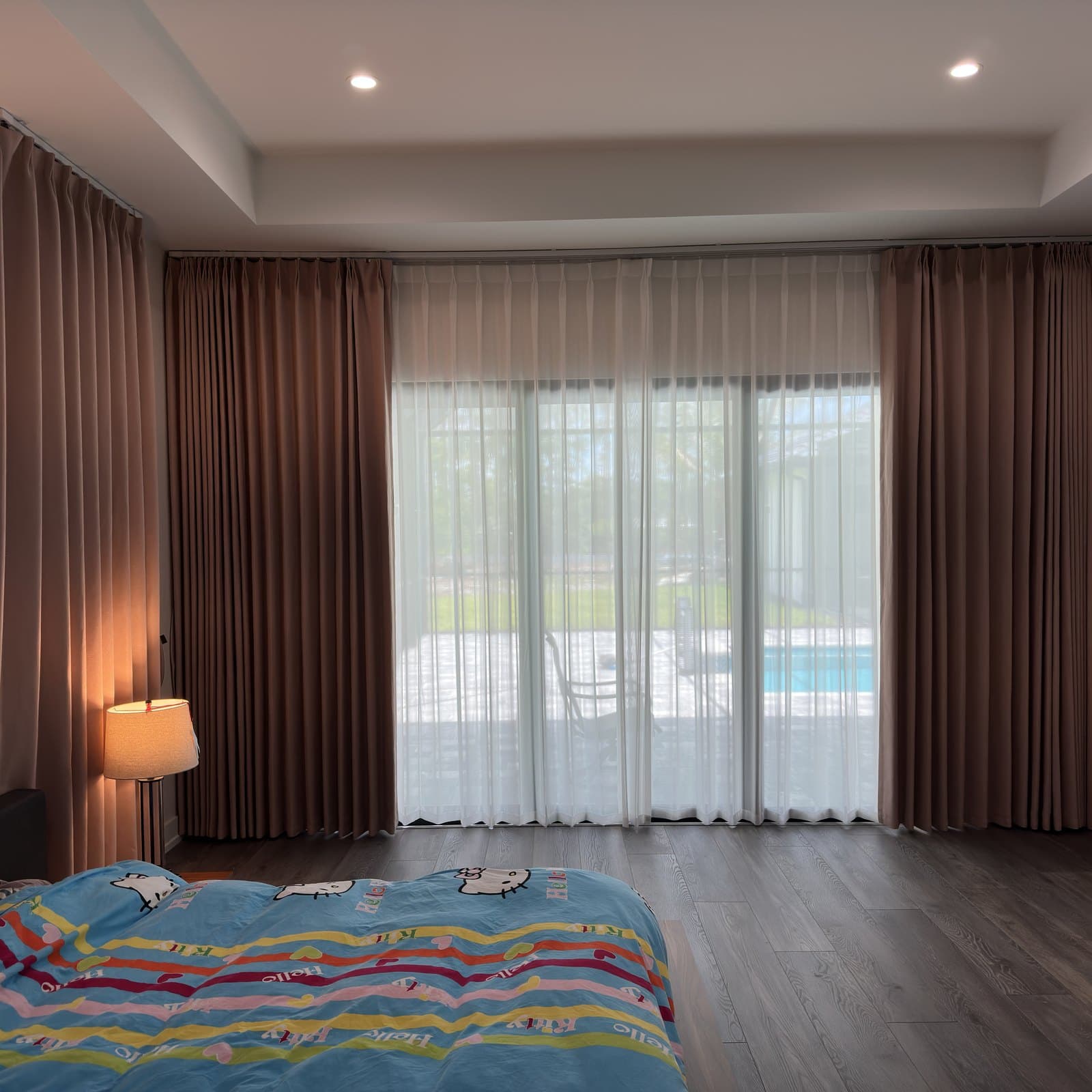 Drapery installation in Naples
