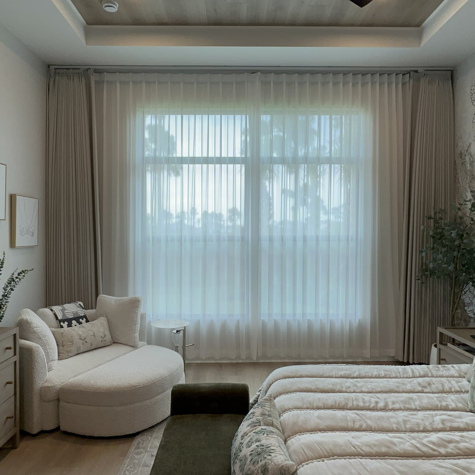 Drapery installation in Palm Beach Gardens