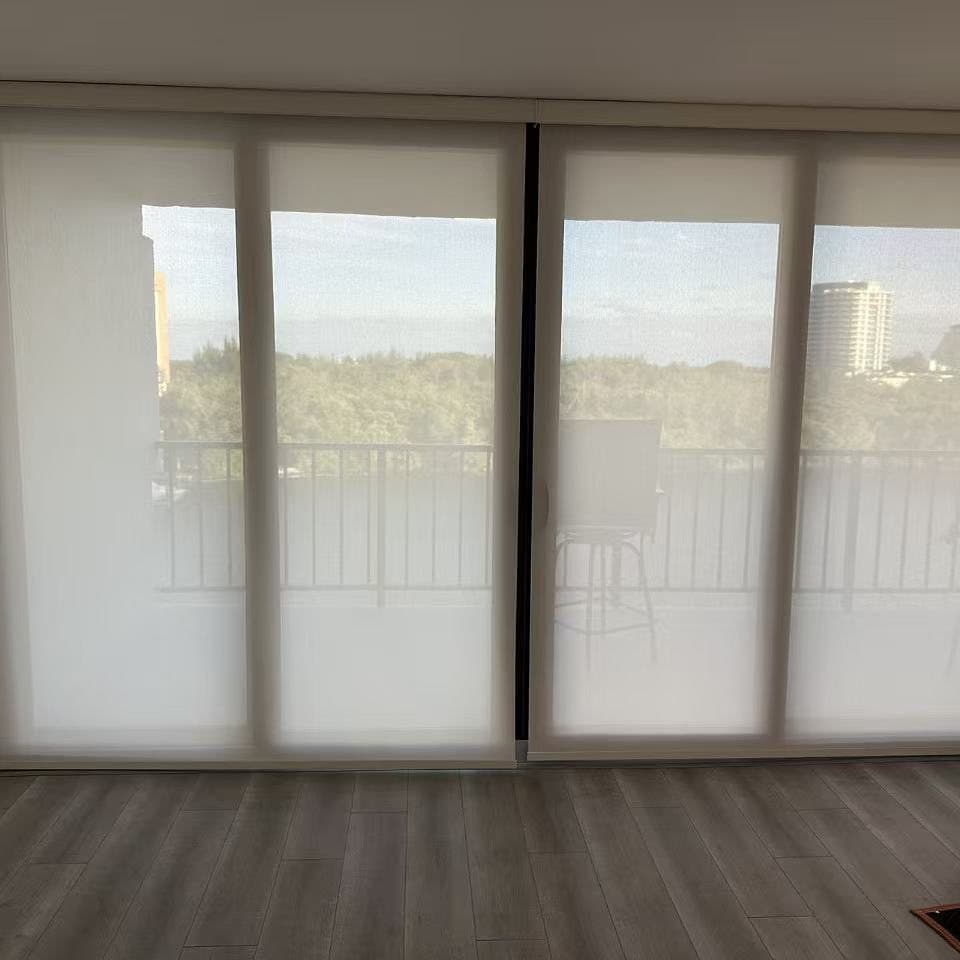 Roller Shades project photo 5 in Fort Lauderdale