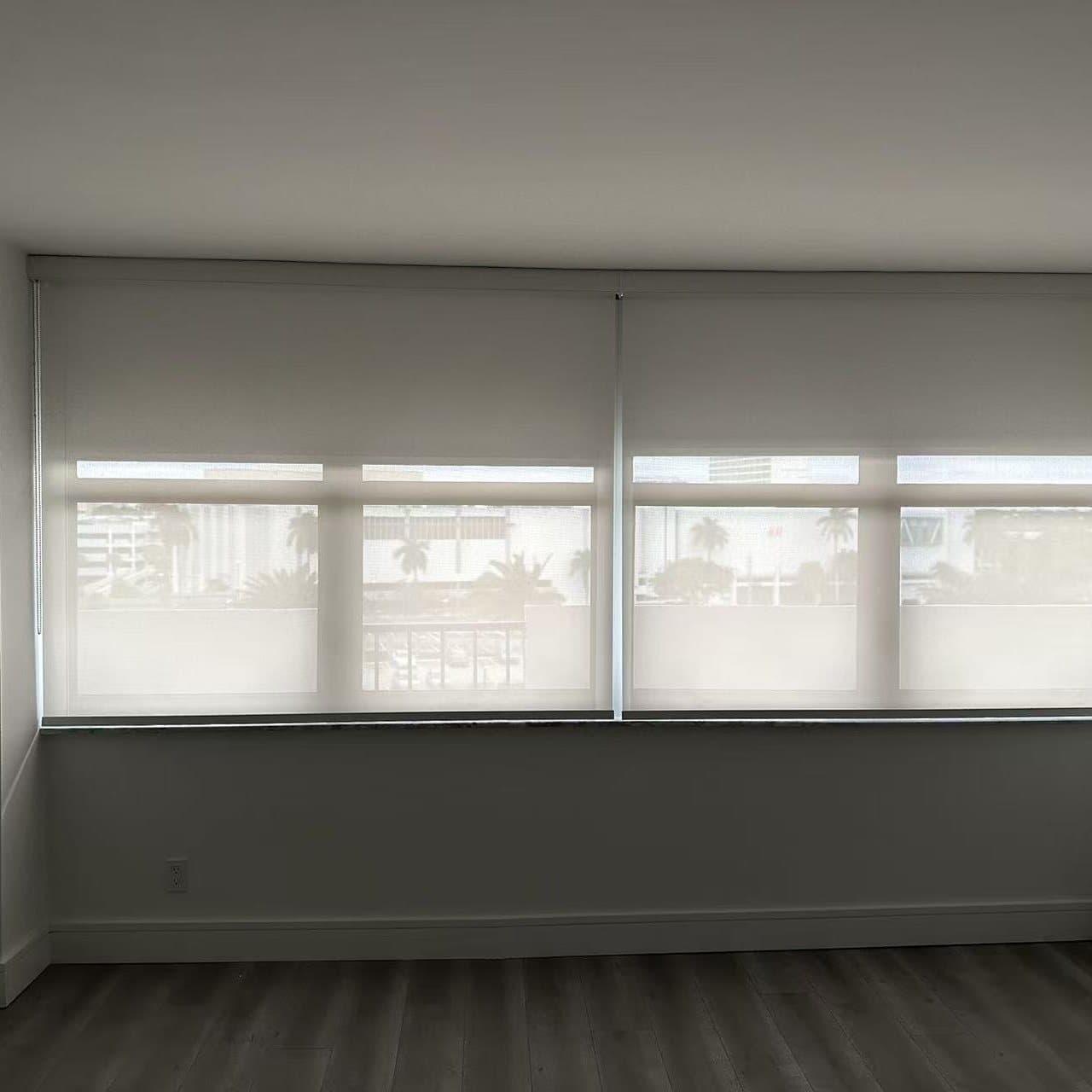 Roller Shades project photo 6 in Fort Lauderdale